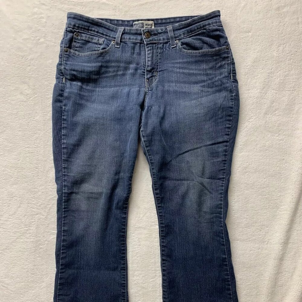 Signature by Levi Strauss & Co.  Womens Modern Bootcut Jean embroidered 34 x 30